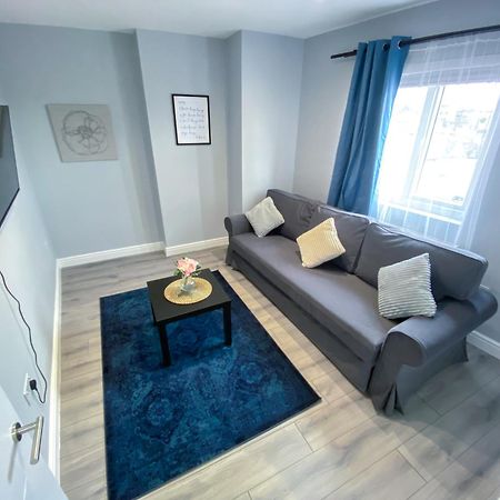Large 1-Bedroom Flat, 5 Guest, London - F4 Екстер'єр фото